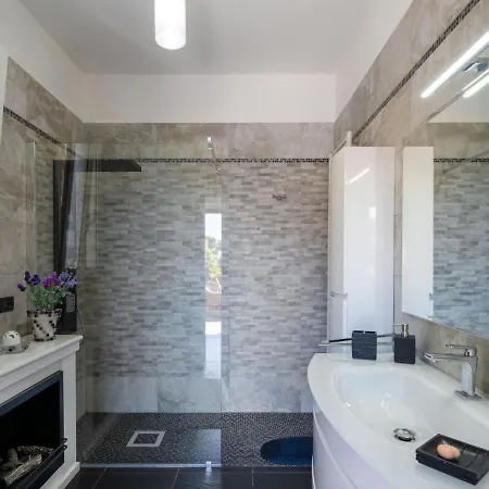 Lejlighed Garden By Interhome Poggio (Imperia)