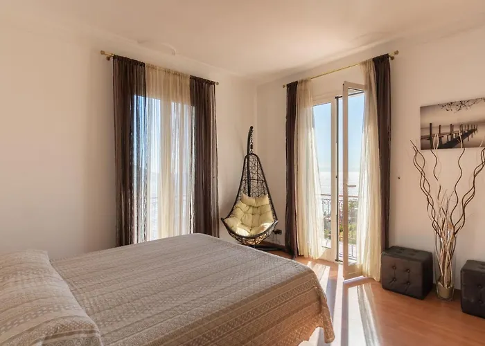Garden By Interhome Апартаменты Poggio (Imperia)